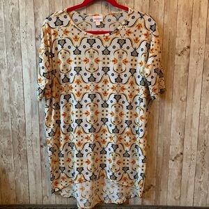 🐺LuLaRoe Classic Yellow T-Shirt